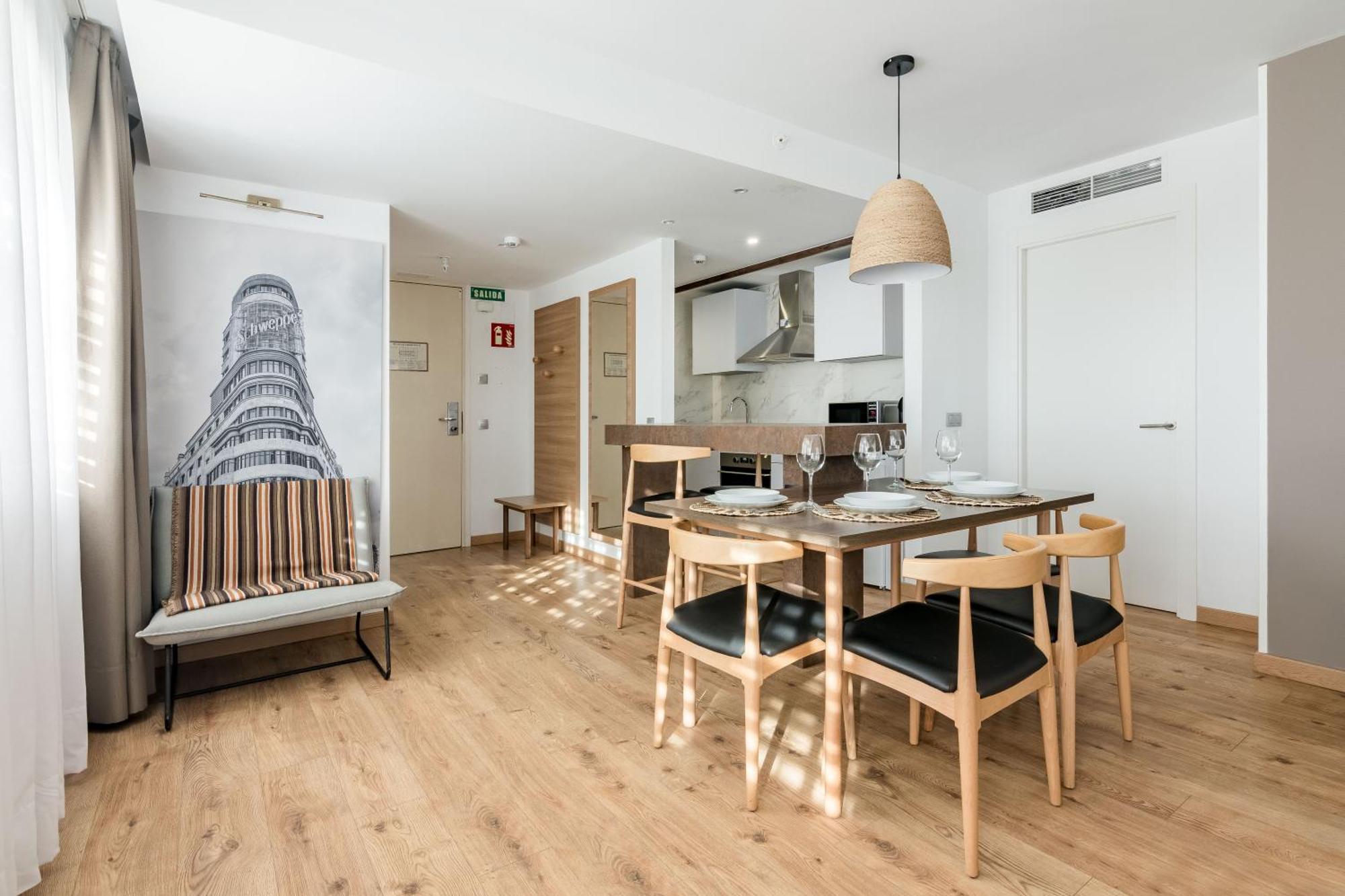 Charming Eurobuilding 2 Splendid Madrid - Apartamento Para 4 — Fotos 3